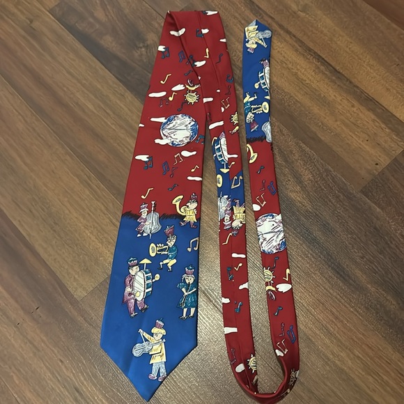 Save The Children “Universal Music” 100% Silk Tie, Blue, Red, Music Notes - Picture 6 of 6